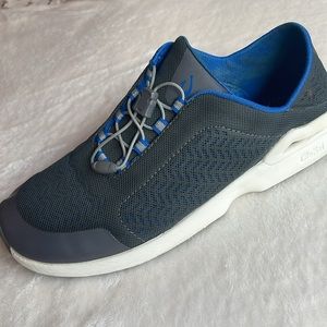 Olukai Inana Men’s 9
